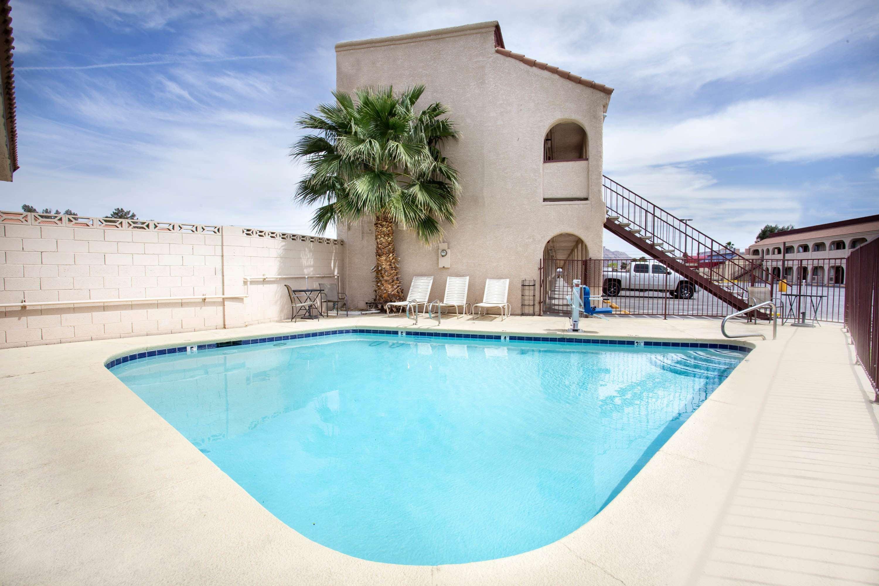 Super 8 By Wyndham Las Vegas Nellis Afb Area מראה חיצוני תמונה